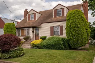 9 Satterie Ave, Valley Stream, NY 11580 - Photo 2