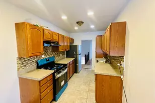 2811 Gunther Ave, Bronx, NY 10469 - Photo 6