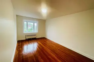 2811 Gunther Ave, Bronx, NY 10469 - Photo 2