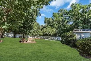 23 Lambert Ave, Mastic, NY 11950 - Photo 22