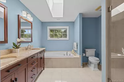 18 Brookview Drive, Pleasantville, NY 10570 - Photo 14