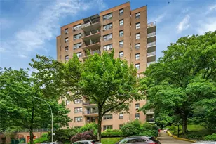735 Kappock St, Bronx, NY 10463 - Photo 32