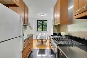 735 Kappock St, Bronx, NY 10463 - Photo 2