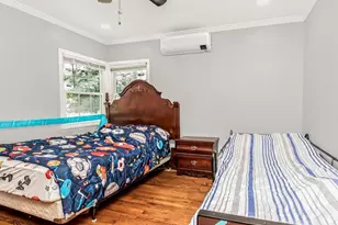 130 Lasalle Dr, Yonkers, NY 10710 - Photo 12