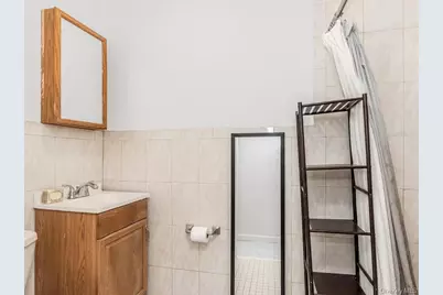 130 La Salle Drive, Yonkers, NY 10710 - Photo 20
