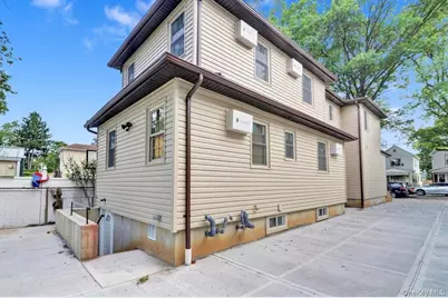 11425 148th Street, Jamaica, NY 11436 - Photo 2