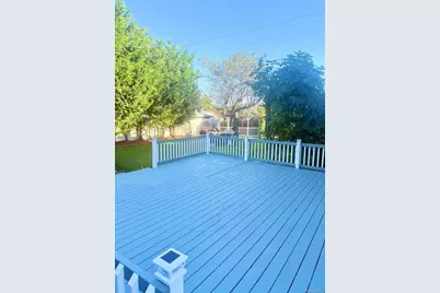 62 Walnut Road, Inwood, NY 11096 - Photo 4