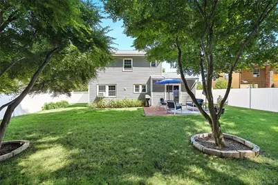 17 Harmony Lane, Glen Cove, NY 11542 - Photo 20