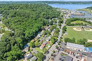 17 Harmony Ln, Glen Cove, NY 11542 - Photo 22