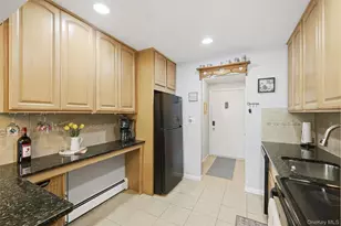 8 Heritage Dr, Harriman, NY 10926 - Photo 10