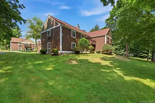 8 Heritage Dr, Harriman, NY 10926 - Photo 4