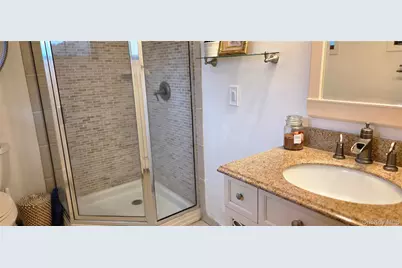 132 13th Avenue, Holtsville, NY 11742 - Photo 26
