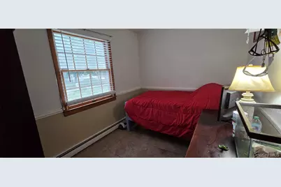 132 13th Avenue, Holtsville, NY 11742 - Photo 18