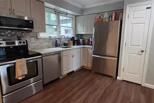 132 13th Ave, Holtsville, NY 11742 - Photo 12