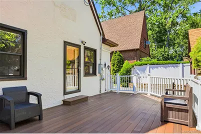 38 Bayview Terrace, Manhasset, NY 11030 - Photo 30