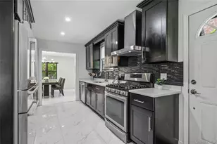 38 Bayview Terrace, Manhasset, NY 11030 - Photo 10
