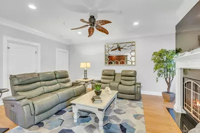19 Meadow Court, Oakdale, NY 11769 - Photo 8