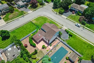 27 Spacecraft Ln, Hauppauge, NY 11788 - Photo 36