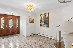 27 Spacecraft Ln, Hauppauge, NY 11788 - Photo 2