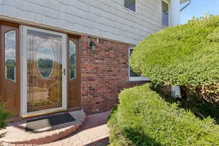 27 Spacecraft Ln, Hauppauge, NY 11788 - Photo 46
