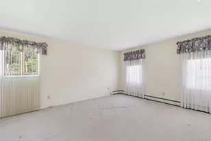27 Spacecraft Ln, Hauppauge, NY 11788 - Photo 18