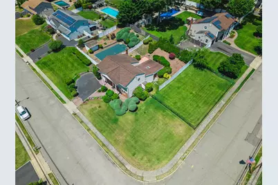 27 Spacecraft Lane, Hauppauge, NY 11788 - Photo 40