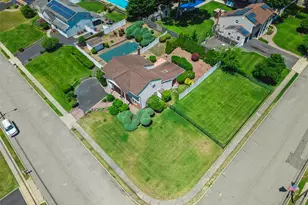 27 Spacecraft Ln, Hauppauge, NY 11788 - Photo 40