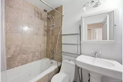 425 Schorr Drive, College Point, NY 11356 - Photo 14