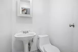 4-25 Schorr Dr, College Point, NY 11356 - Photo 10