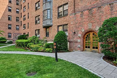 192 Garth Road #TM, Scarsdale, NY 10583 - Photo 26