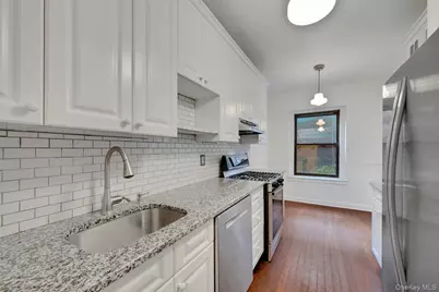 143 Garth Road #1J, Scarsdale, NY 10583 - Photo 8