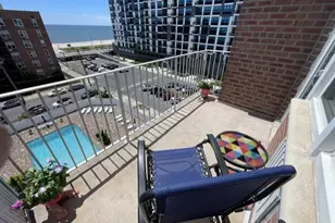 210 E Broadway, Long Beach, NY 11561 - Photo 14