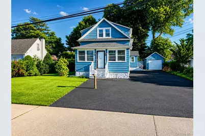 26 Flanders Place, West Babylon, NY 11704 - Photo 1