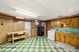 169 Landau Ave, Floral Park, NY 11001 - Photo 16