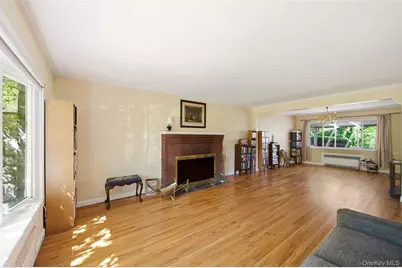 169 Landau Avenue, Floral Park, NY 11001 - Photo 4