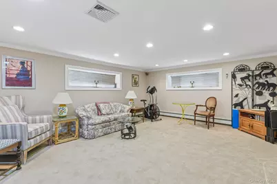 150 High Street, East Williston, NY 11596 - Photo 14