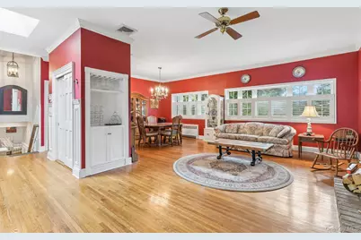 150 High Street, East Williston, NY 11596 - Photo 8