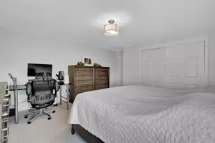 1602 Noble St, East Meadow, NY 11554 - Photo 28