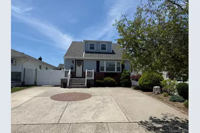 476 Bernard Street, East Meadow, NY 11554 - Photo 2