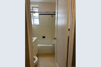 63-61 Yellowstone Boulevard #4L, Forest Hills, NY 11375 - Photo 6