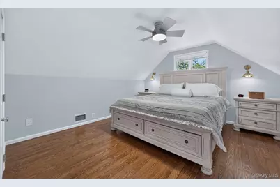 38 Oakwood Street, Greenlawn, NY 11740 - Photo 20