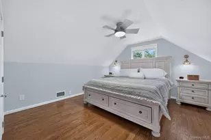 38 Oakwood St, Greenlawn, NY 11740 - Photo 20