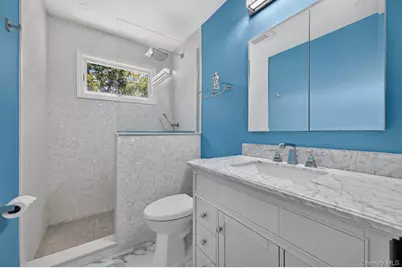 38 Oakwood Street, Greenlawn, NY 11740 - Photo 18