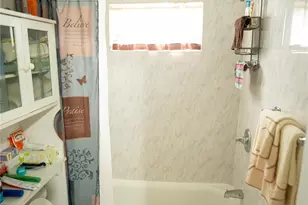 171-33 104th Ave, Jamaica, NY 11433 - Photo 8