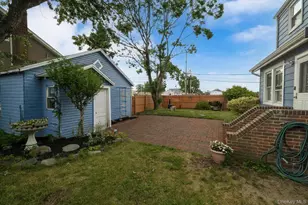 2683 Hewlett Ln, Bellmore, NY 11710 - Photo 20