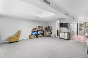 61-59 81st St, Middle Village, NY 11379 - Photo 16