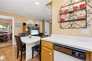304 Concord St, Dix Hills, NY 11746 - Photo 18