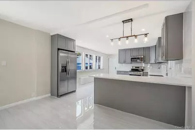 530 Washington Avenue, West Hempstead, NY 11552 - Photo 12