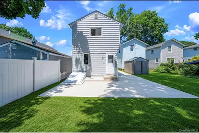 530 Washington Avenue, West Hempstead, NY 11552 - Photo 6