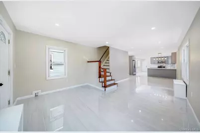 530 Washington Avenue, West Hempstead, NY 11552 - Photo 10